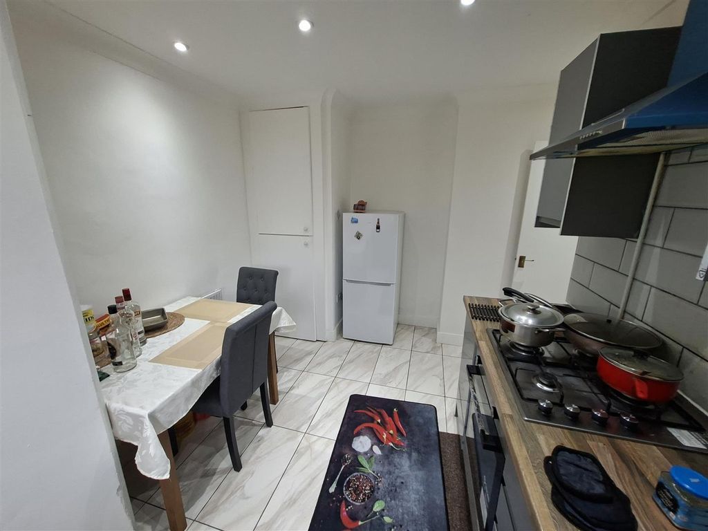 Property photo 3 of 10 20251204_105253.Jpg