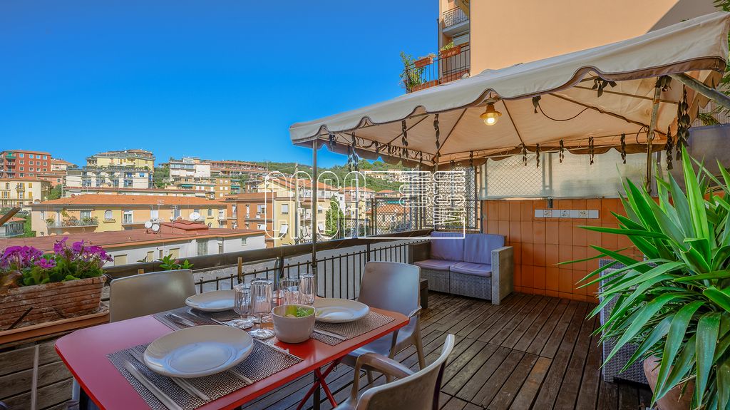 Property photo 2 of 38