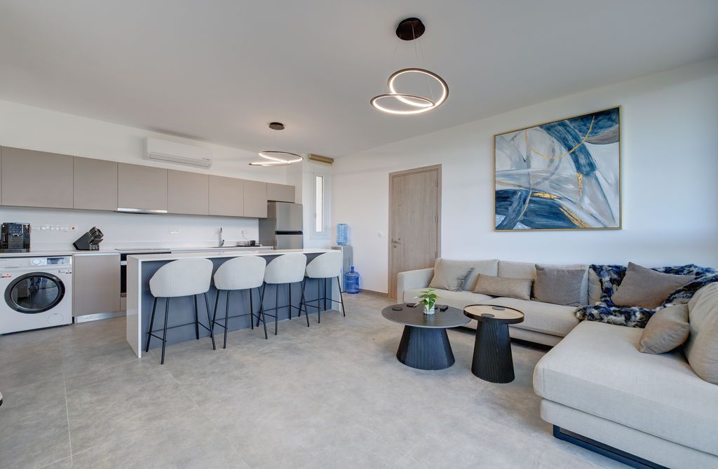 Property photo 2 of 16 Lounge Kitchen Diner