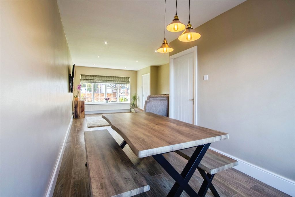 Property photo 3 of 18 Picture No. 13