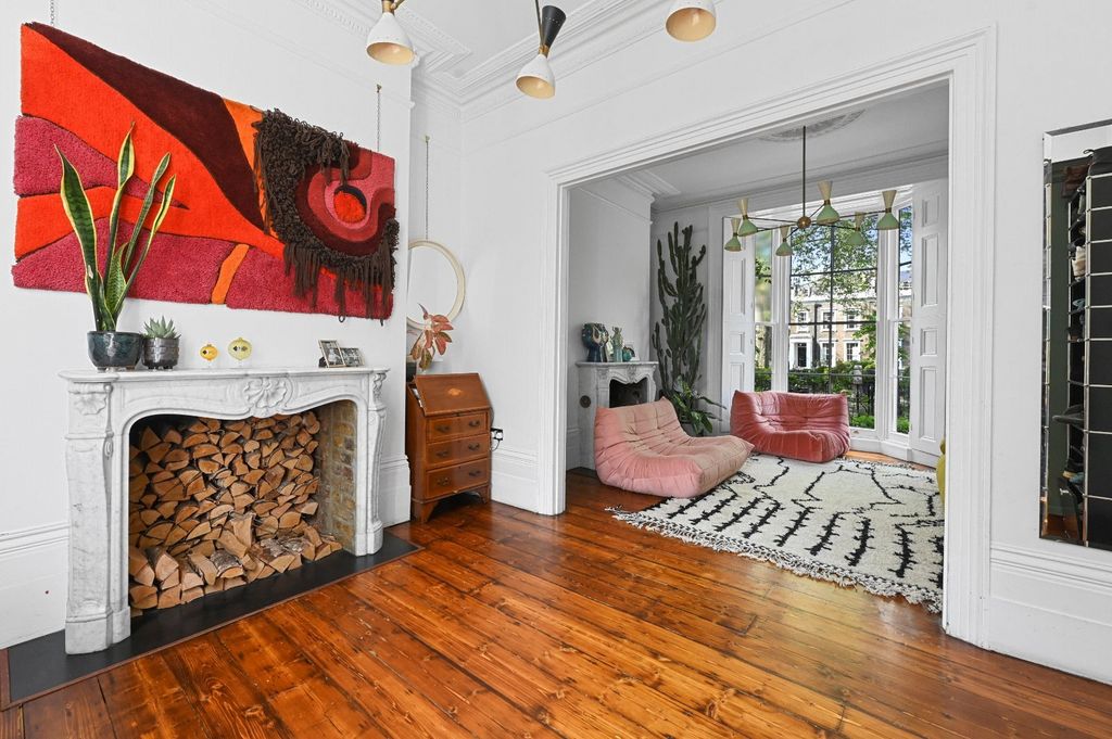 Property photo 3 of 30 Reception Room