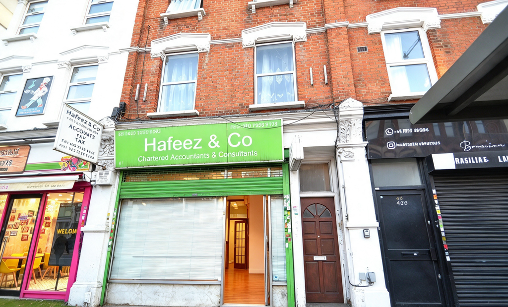 Property photo 1 of 13 Commercial Building