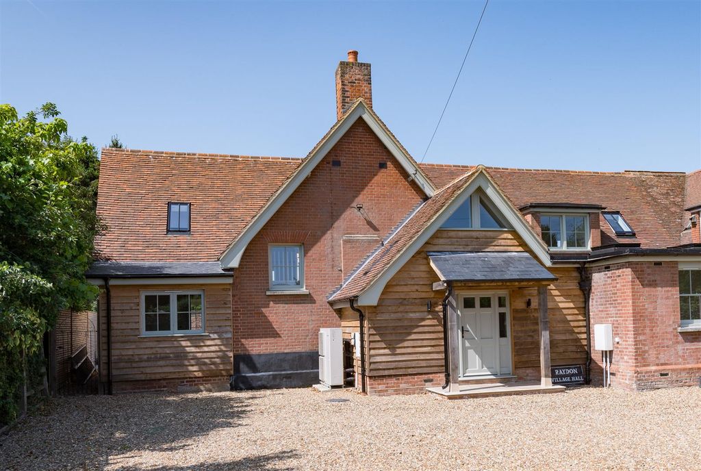 Property photo 1 of 17