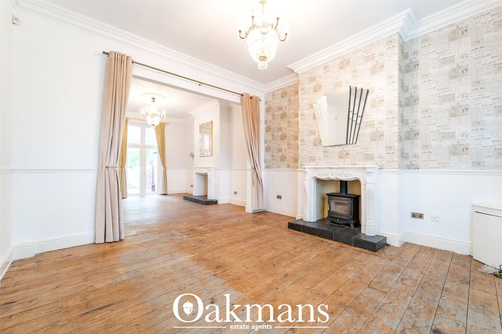 Property photo 2 of 35 Picture No. 18