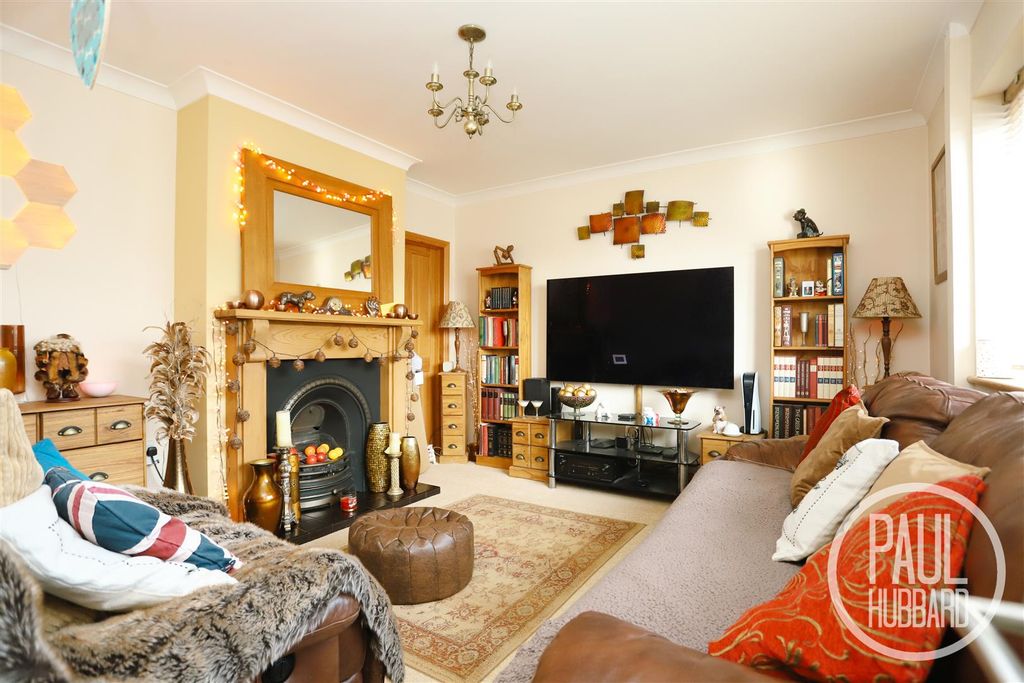 Property photo 3 of 16 Img_9857.Jpg