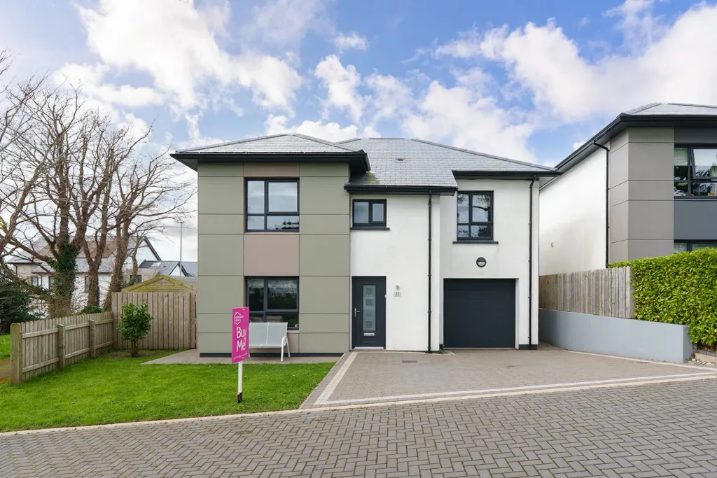 Property photo 1 of 30