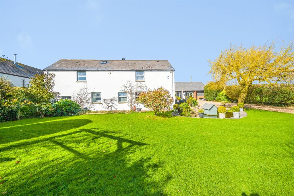 Property photo 1 of 26