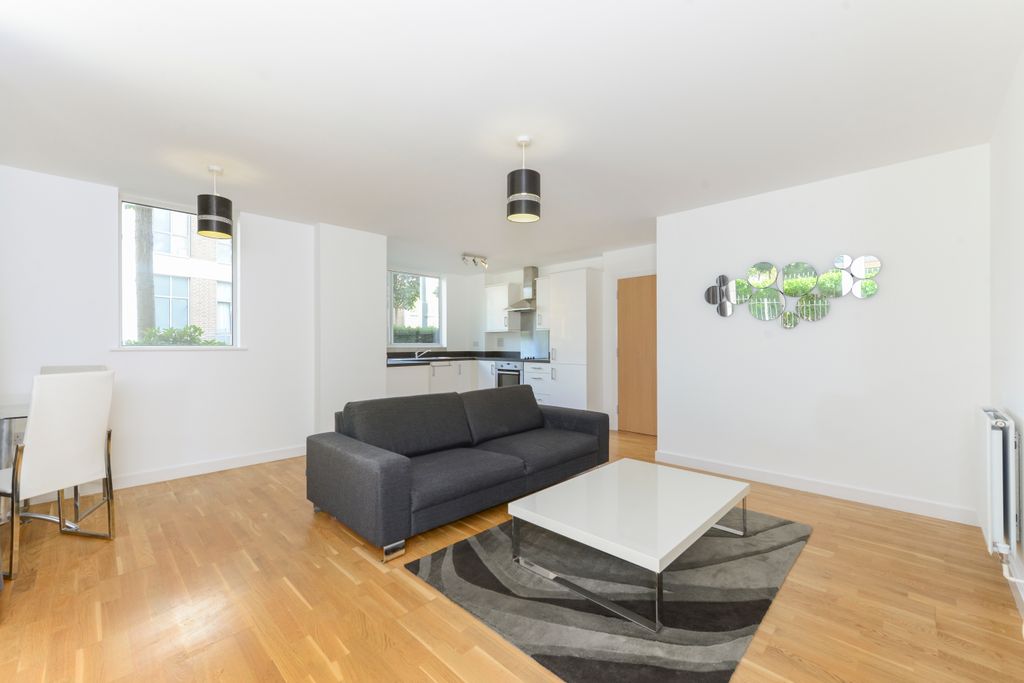 Property photo 1 of 15 4