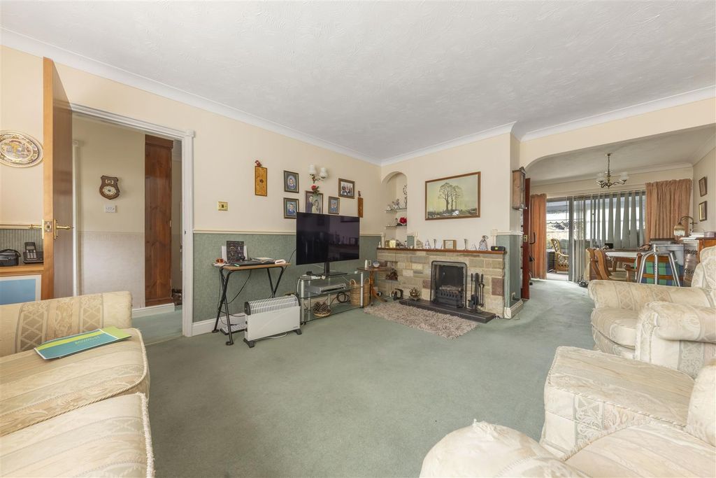 Property photo 3 of 19 Ba-7.Jpg