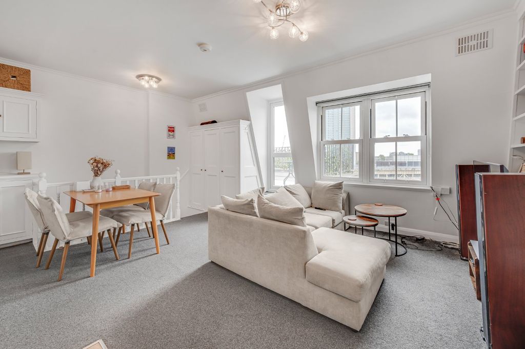 Property photo 2 of 10 Picture 2