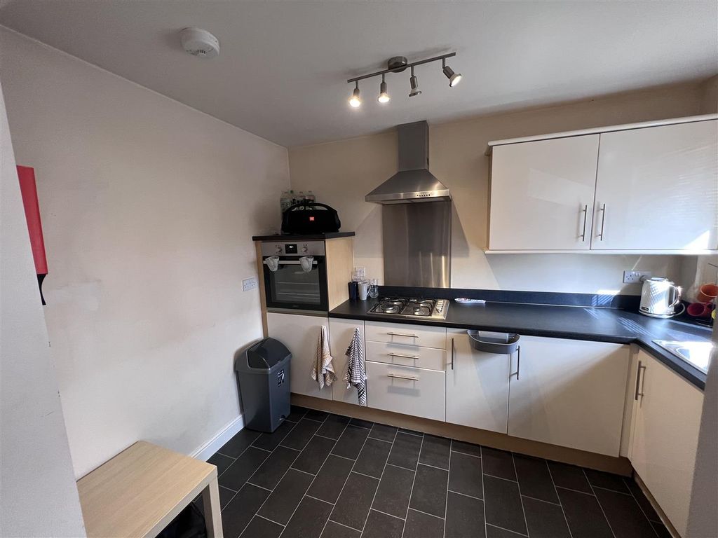 Property photo 3 of 11 Img_5161.Jpeg