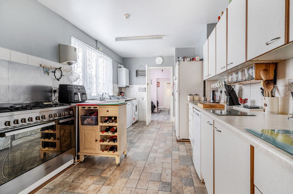 Property photo 3 of 22 1440754-12-69Dd32...