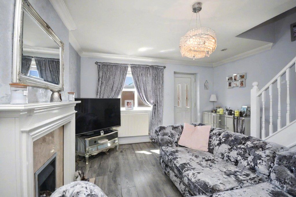 Property photo 2 of 17 Picture No. 33