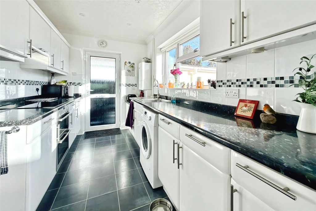 Property photo 2 of 15 Picture No. 03