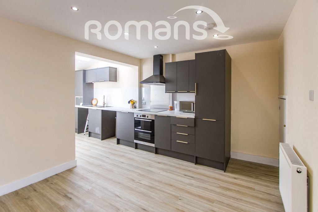 Property photo 2 of 7 Property Image