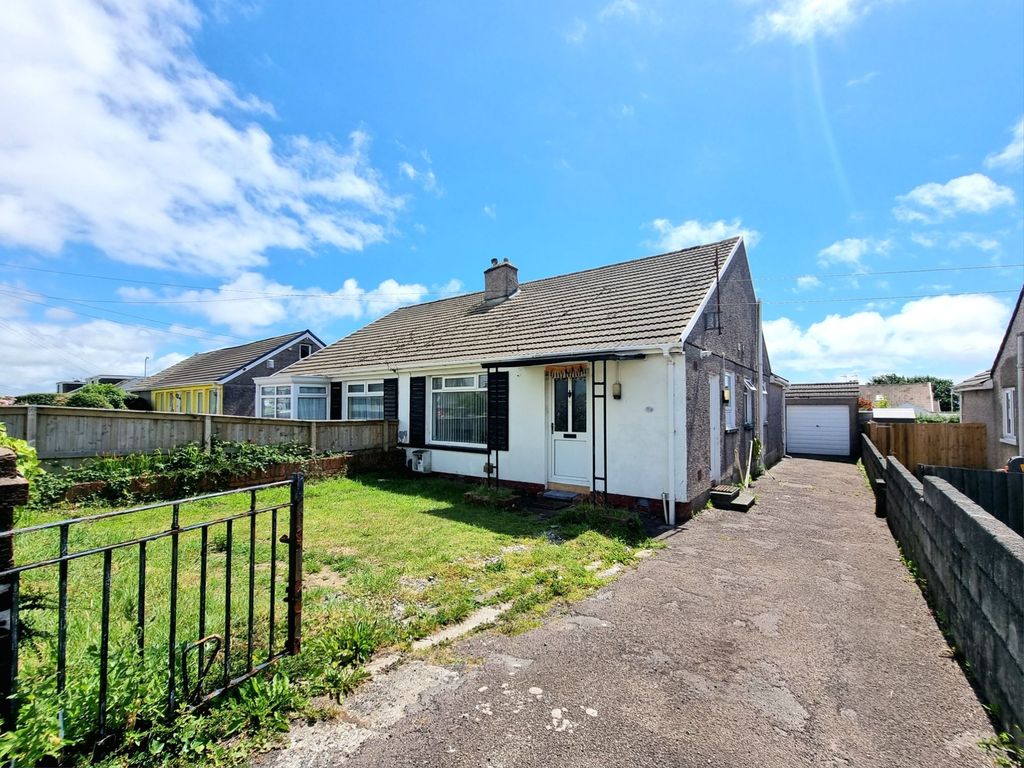 Property photo 1 of 28