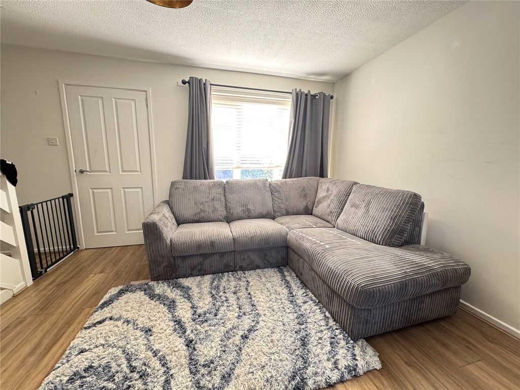 Property photo 2 of 11 Picture No. 06