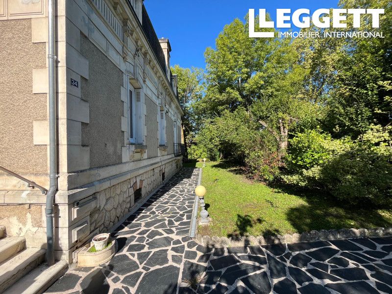 Property photo 2 of 10