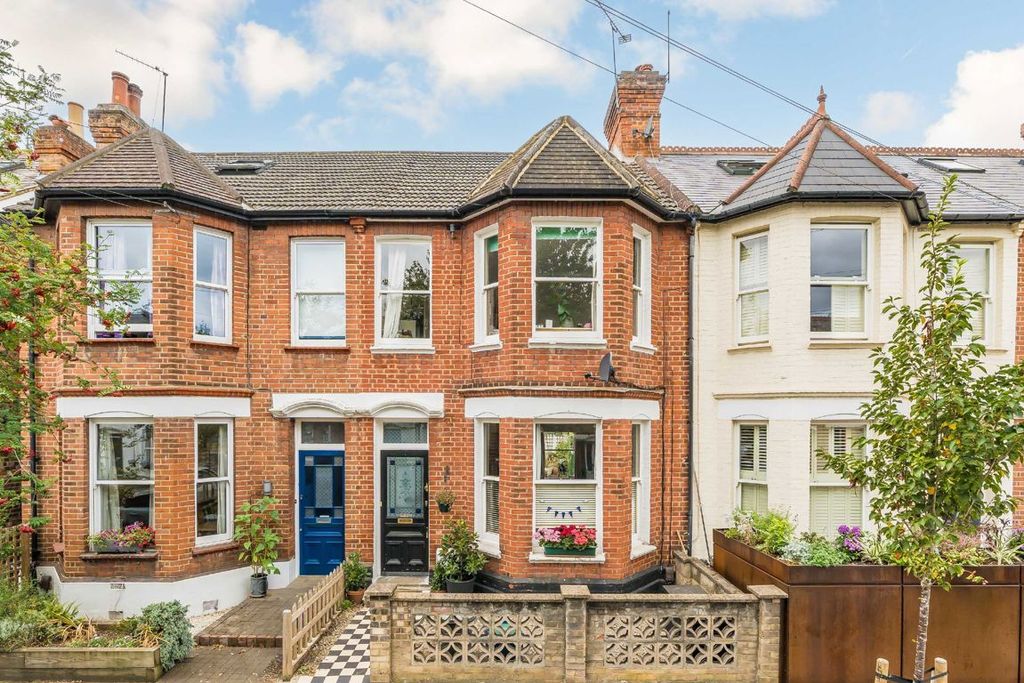 Property photo 1 of 7