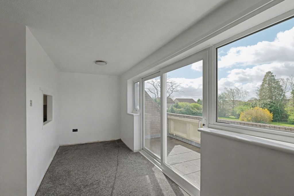 Property photo 3 of 9 20260326145304_P1012