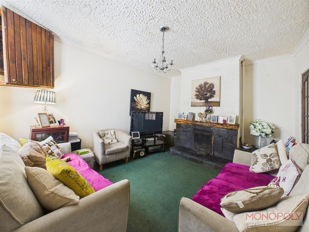 Property photo 2 of 12 Cam04439G0-Pr0070-Still007.Jpg