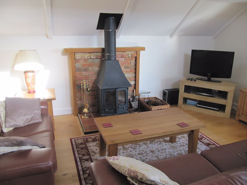 Property photo 3 of 9 Photo 5