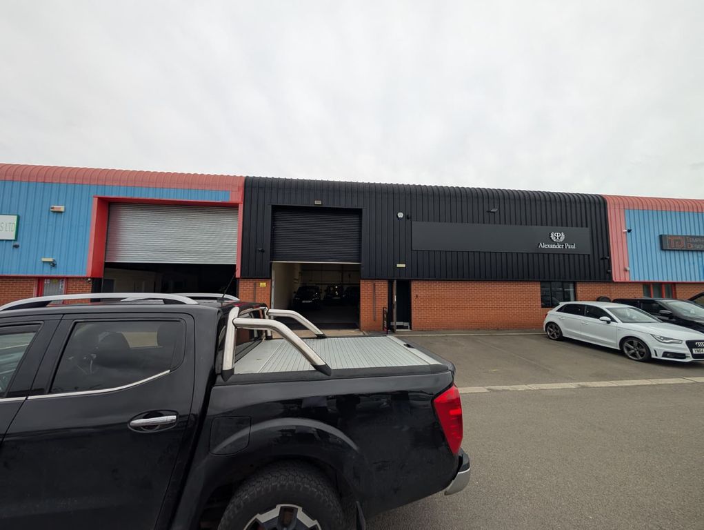 Property photo 1 of 11