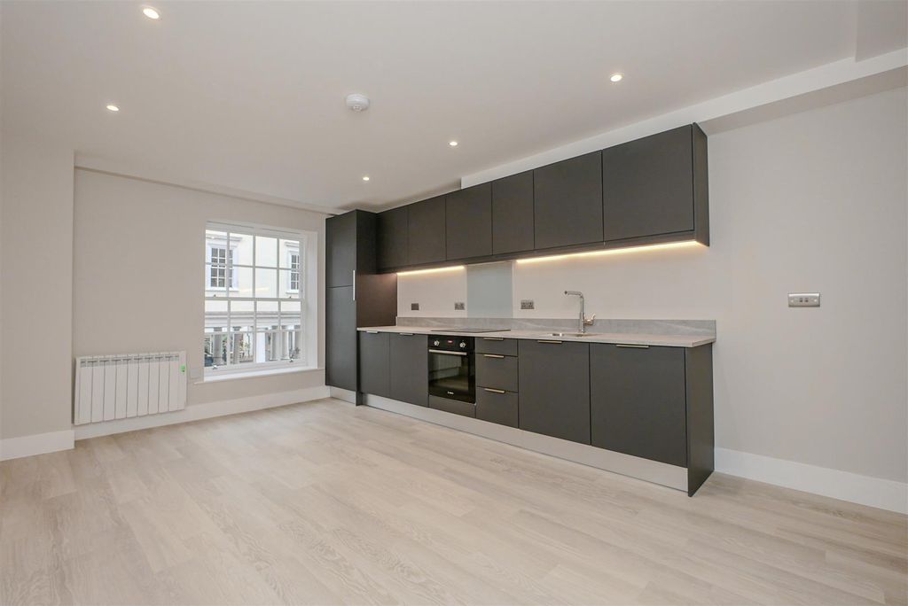 Property photo 2 of 16 Kitchen/Living Room