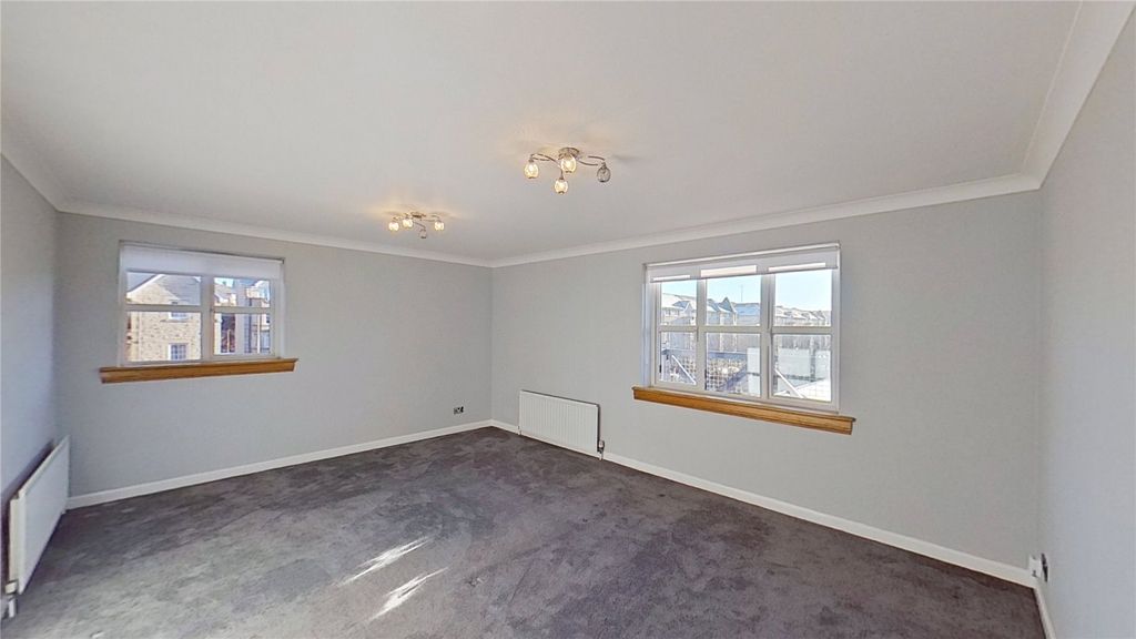 Property photo 2 of 16 Photo 2