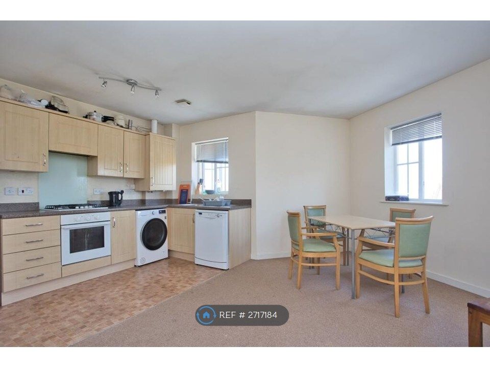 Property photo 3 of 4