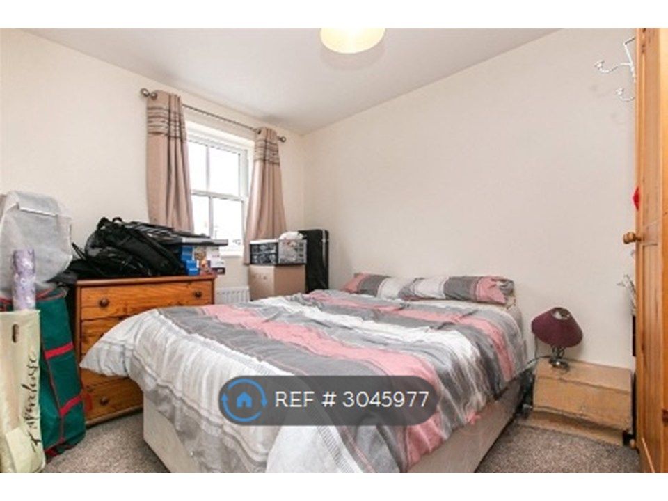 Property photo 3 of 10 Bed Room 2