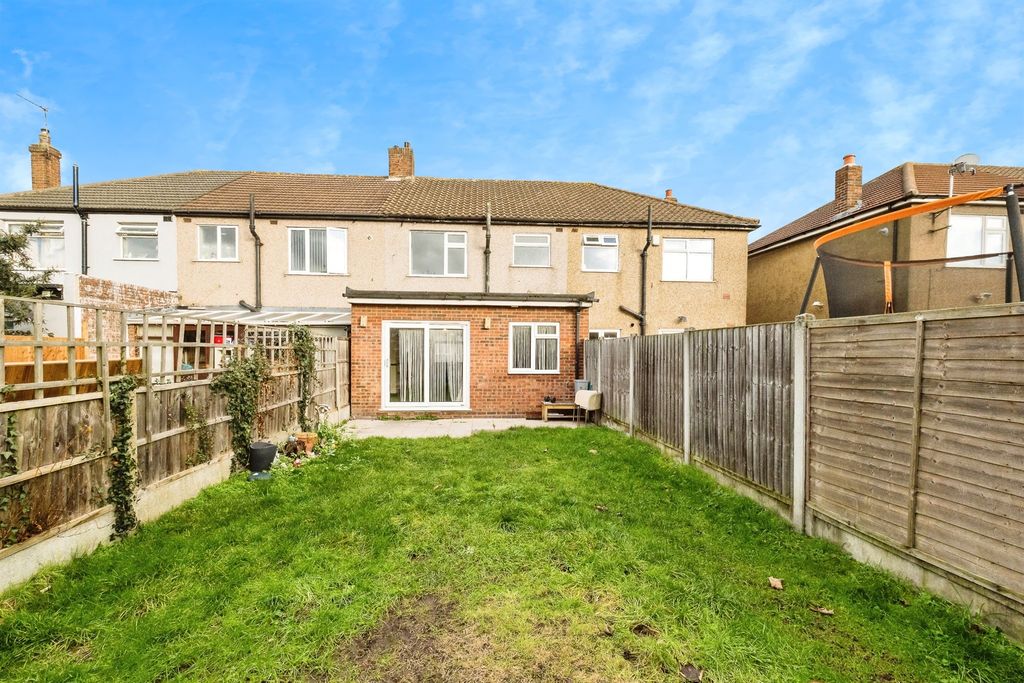 Property photo 3 of 20