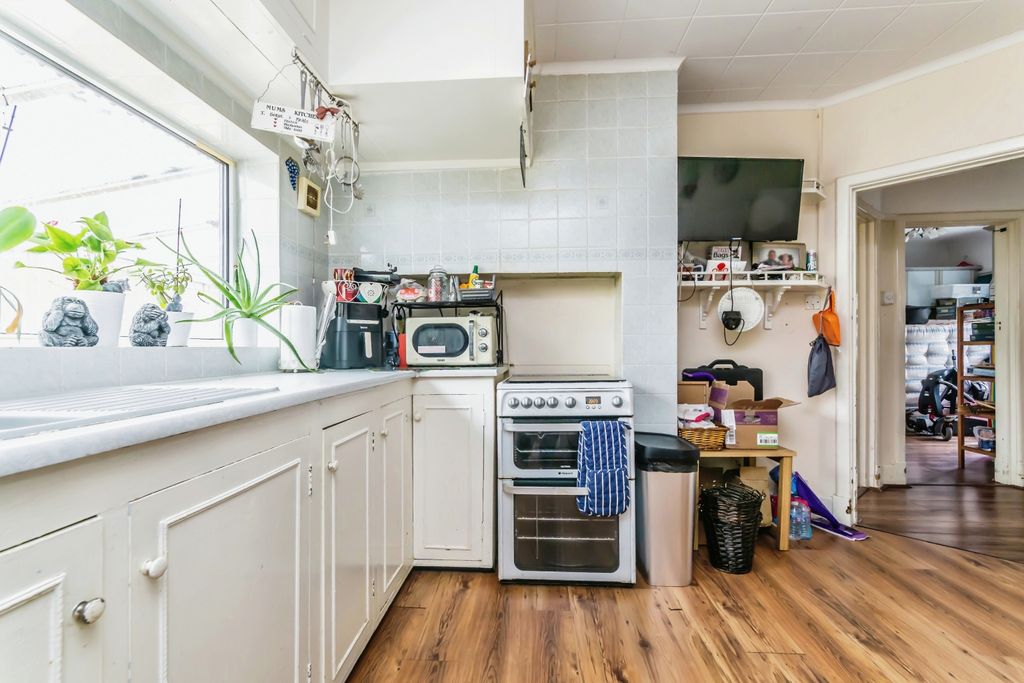 Property photo 3 of 15 Photography