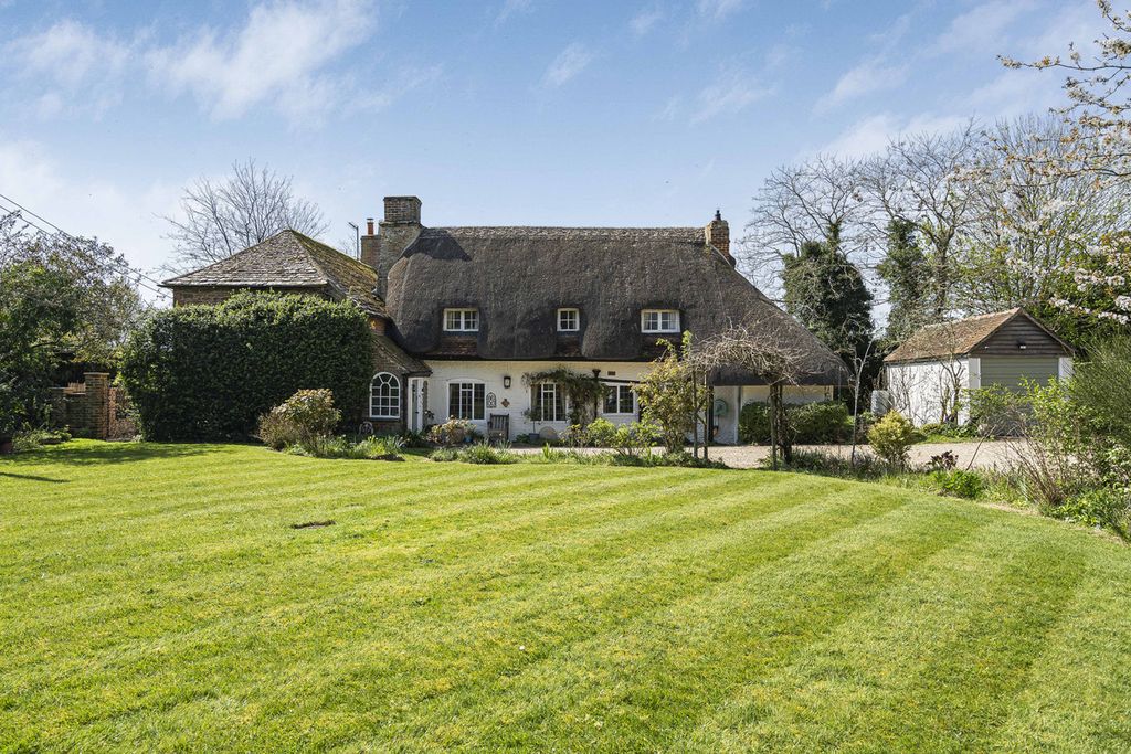 Property photo 1 of 23