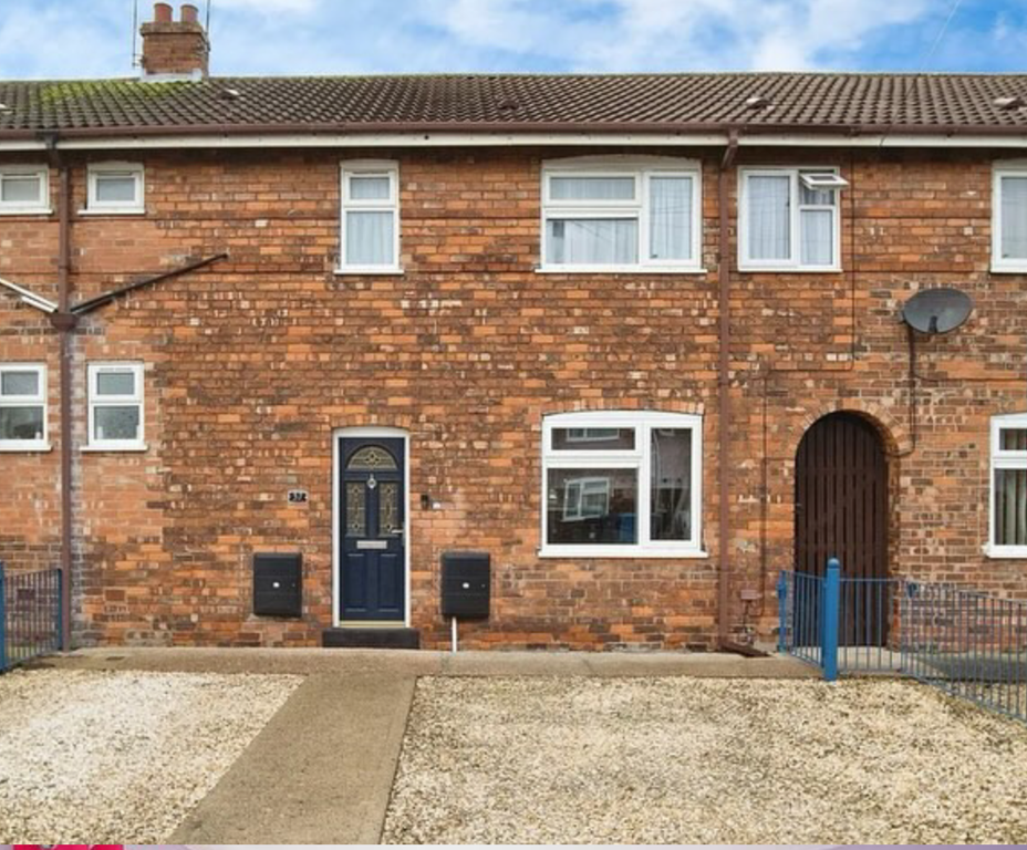 Property photo 1 of 11