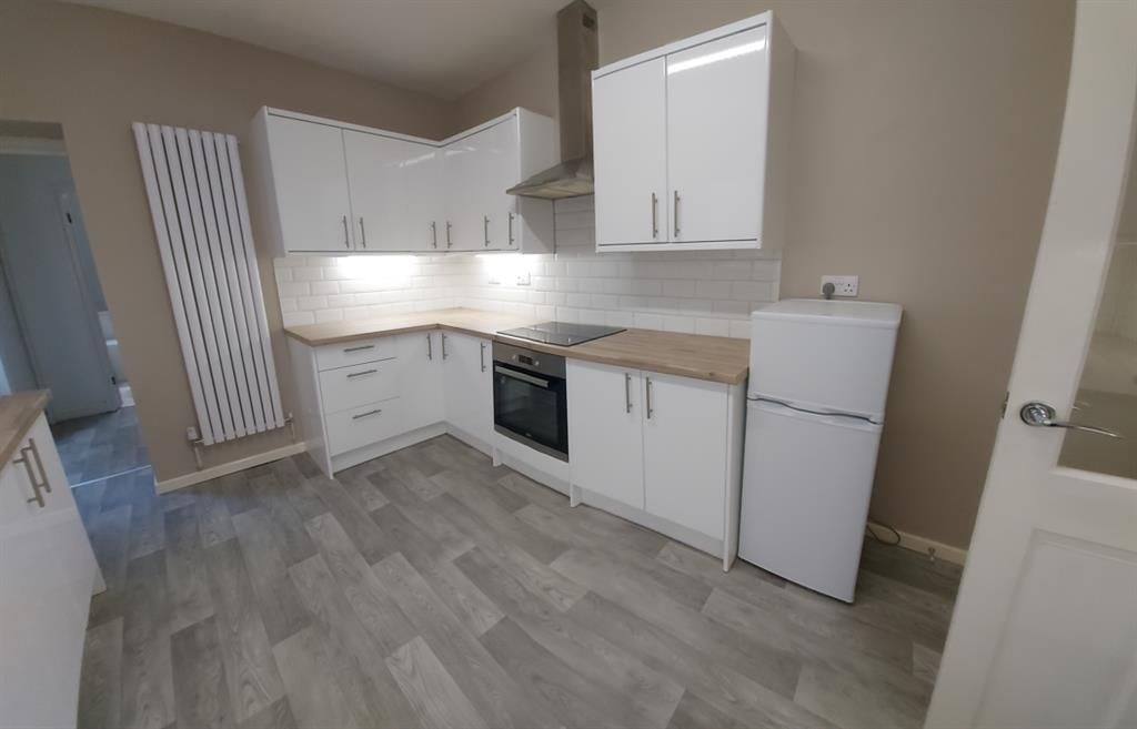 Property photo 1 of 13 Bedroom 1