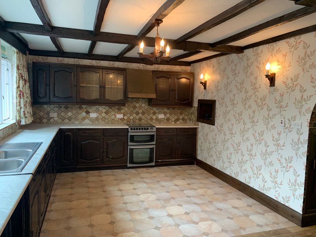 Property photo 2 of 24