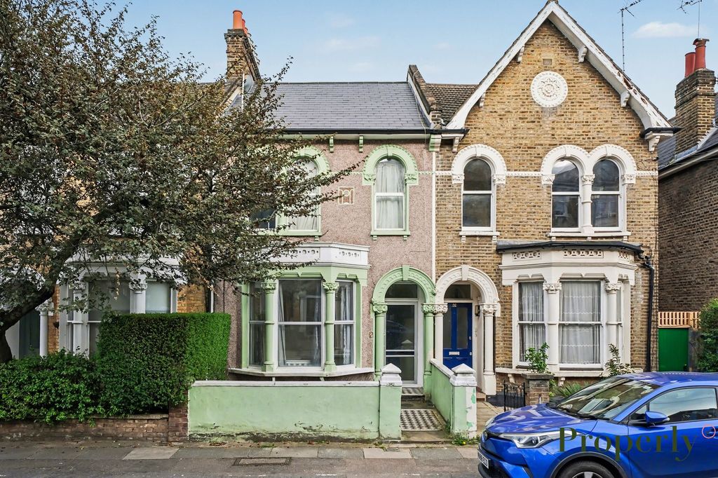 Property photo 1 of 8