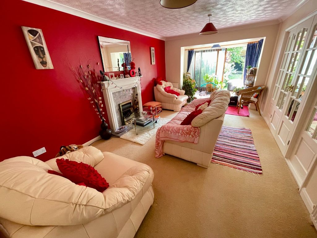 Property photo 3 of 16 2326962