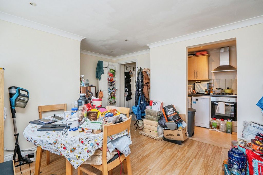 Property photo 3 of 20 Pbox-Img.Jpg