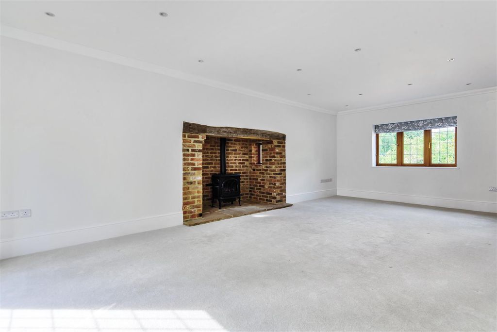 Property photo 3 of 30 880494 (3).Jpg