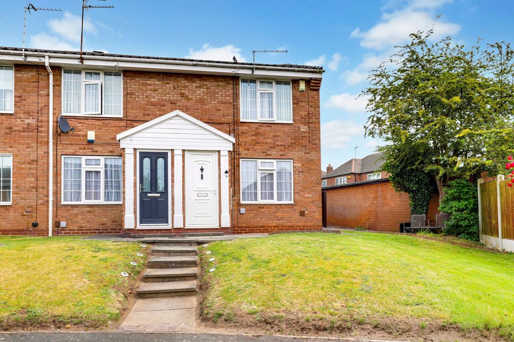 Property photo 1 of 9
