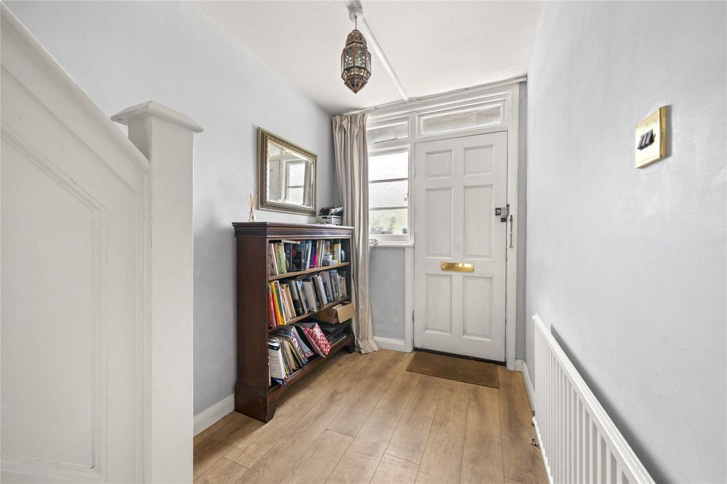 Property photo 3 of 16 Picture No. 15