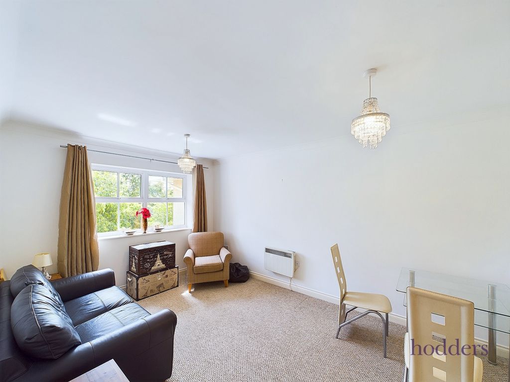 Property photo 2 of 11 Picture No. 38