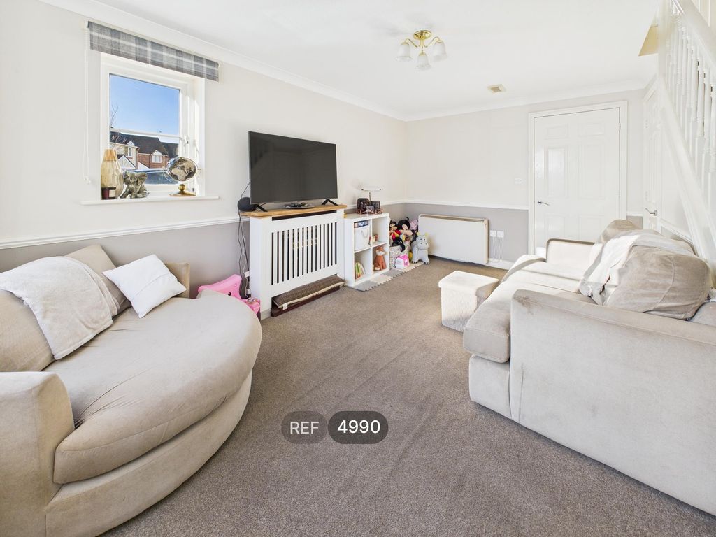 Property photo 3 of 8 Living Room