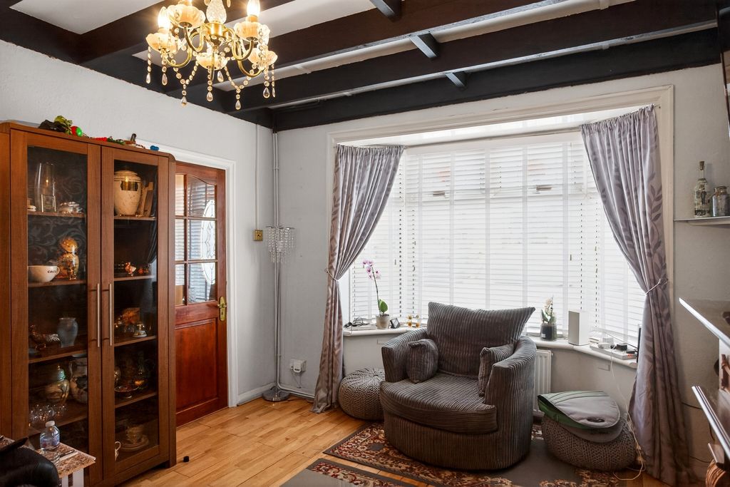 Property photo 3 of 22