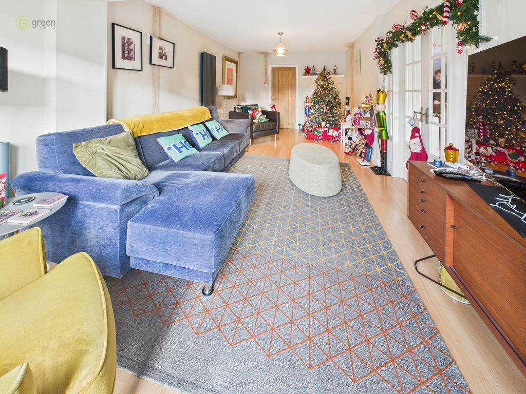 Property photo 3 of 37