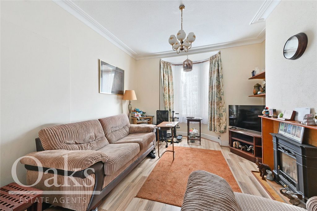 Property photo 2 of 12 Picture No. 02