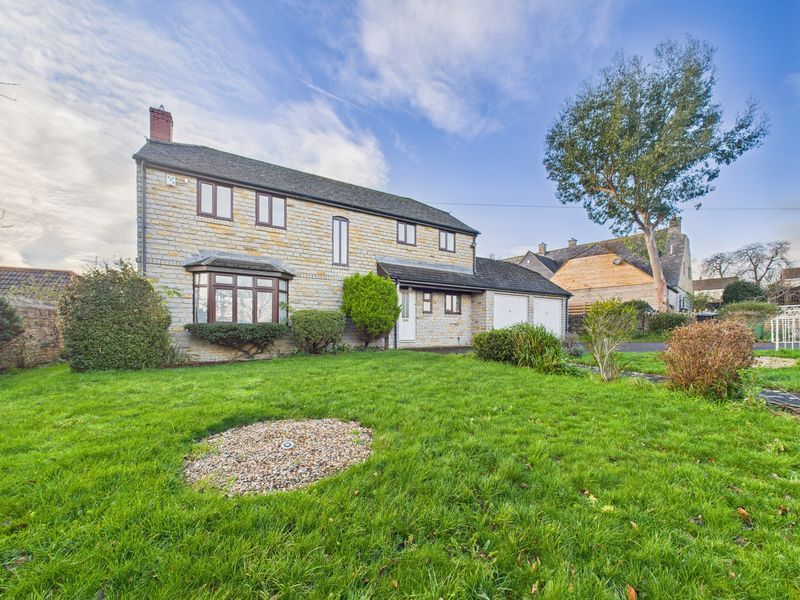 Property photo 1 of 22 Photo 12