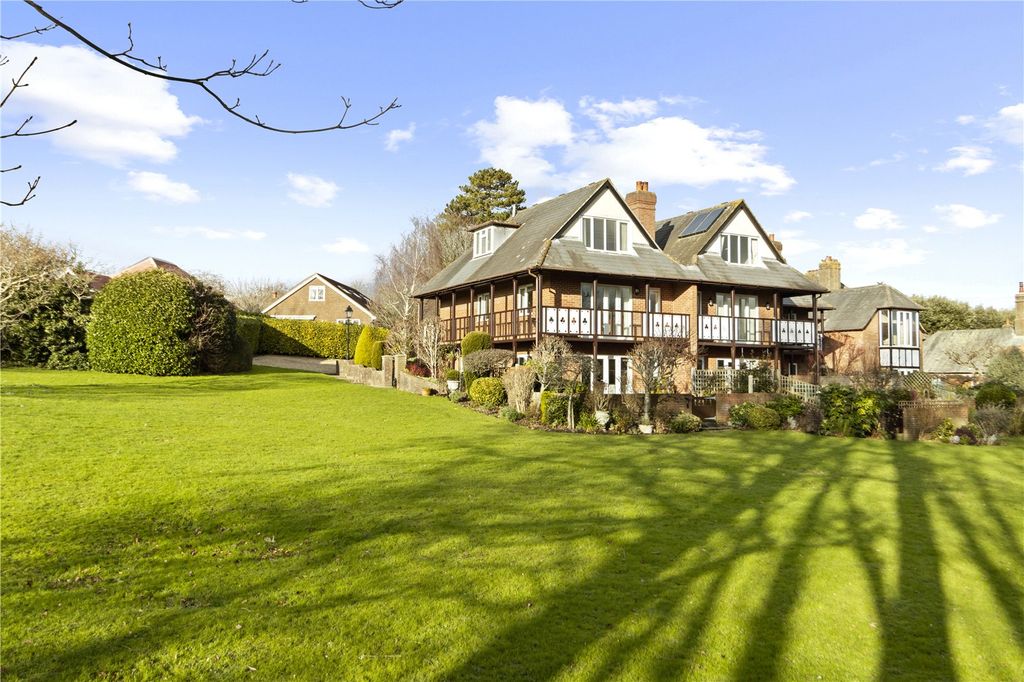 Property photo 2 of 30 Picture No. 45